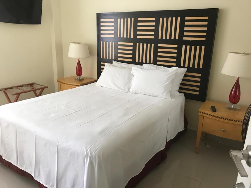 גואדלחארה Hotel Del Angel מראה חיצוני תמונה